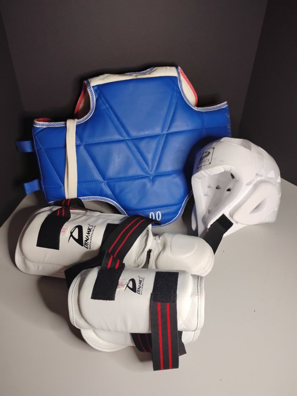 Dynamics Taekwondo Sparring Gear Set Size XS / S 4pcs Set